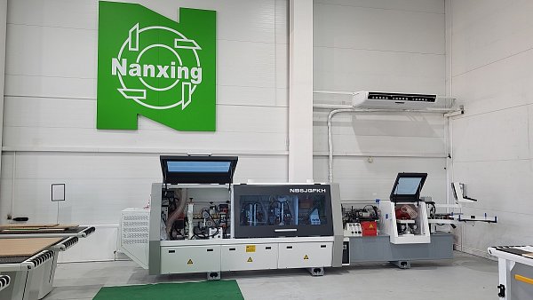      Nanxing  . 